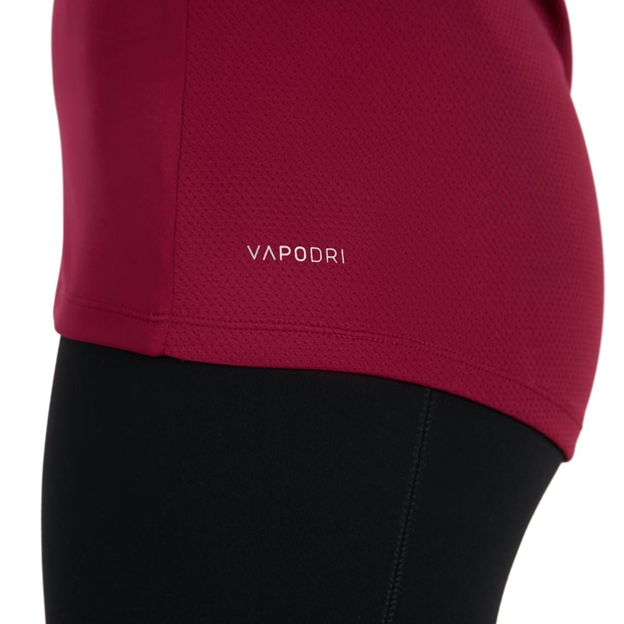 Canterbury Womens Vapodri Superlight Tee - Purple Potion - Model