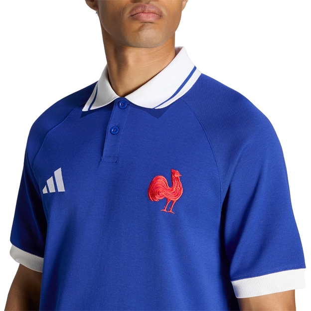 France Mens Travel Polo 26/27 Mystery Ink - Model Front Detail Close-up
