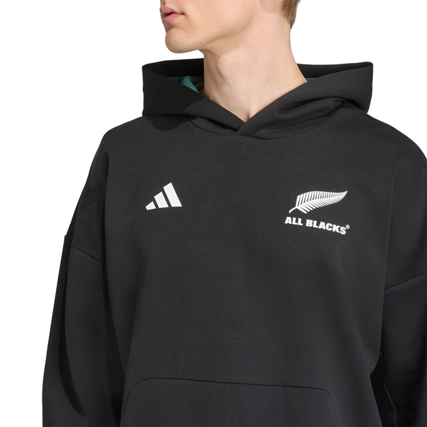 All Blacks Presentation Jacket 25/26 Black - Model Close-up