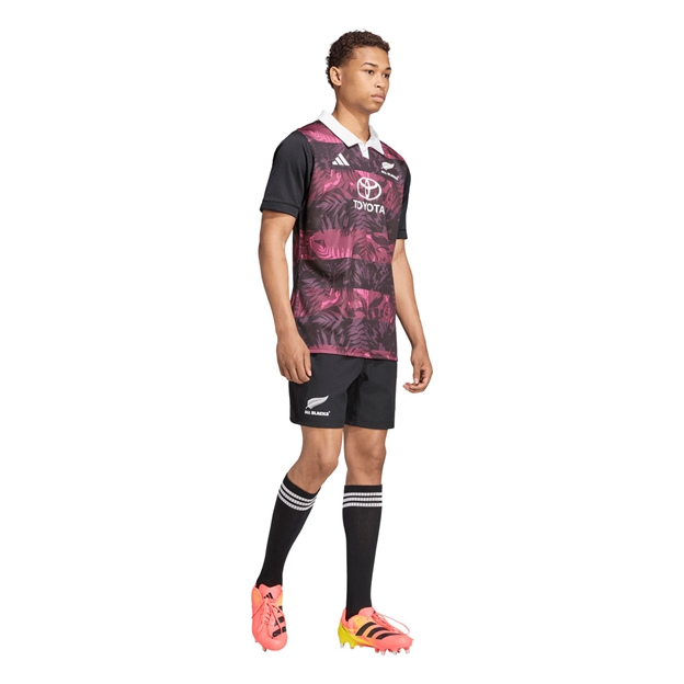 All Blacks Mens 'Greatest Rivalry' Training Rugby Shirt 26/27 Maroon - Model Walking View