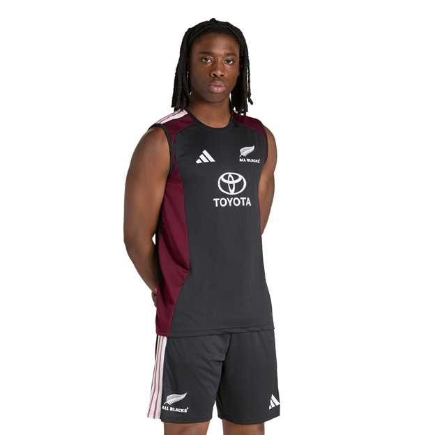 All Blacks Mens Training Vest 26/27 All Black - Model Front View