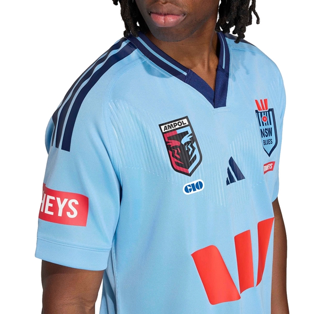 New South Wales Blues Mens Home Rugby Shirt 26/27 Light Blue - Model Front Close-up View