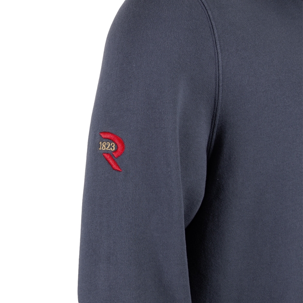 Sleeve
