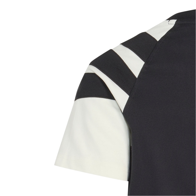 All Blacks Kids Leisurewear T-Shirt 26/27 All Black - Shoulder Detail Close-up