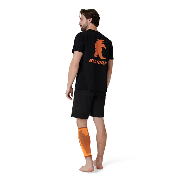 Bearhug Calf Sleeve - Model Back