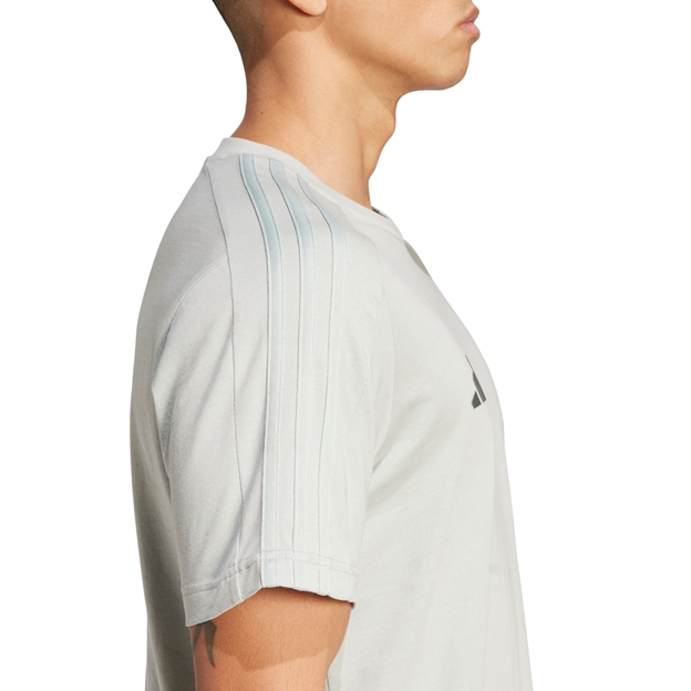 All Blacks Fan Wear Tee Wonder Silver - On Model 3 Stripe