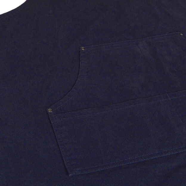 Scotland Cotton Apron Navy - Pocket Close-up