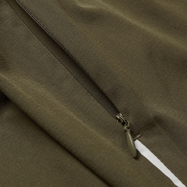 Canterbury Womens Tempo+ Training Shorts Ivy Green - Zipped Pocket Detail