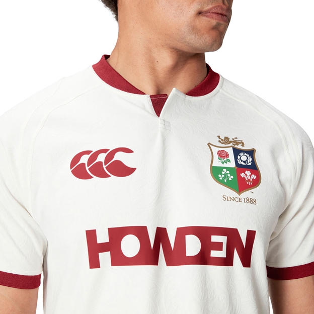 British and Irish Lions Training Jersey Cream - Model Chest