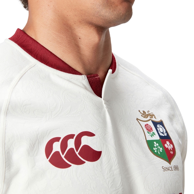 British and Irish Lions Training Jersey Cream - Model Close Up